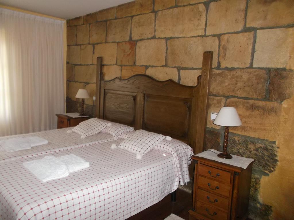 Hotel Rural El Rincon De Gadea Santa Gadea  Zimmer foto